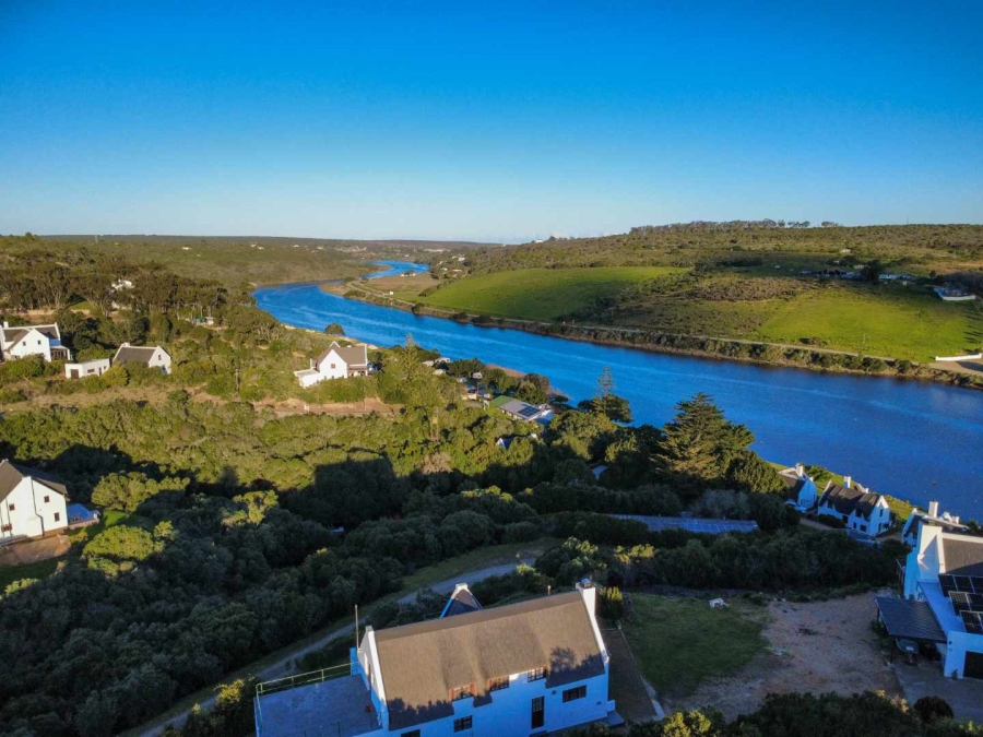 3 Bedroom Property for Sale in Stilbaai Oos Western Cape